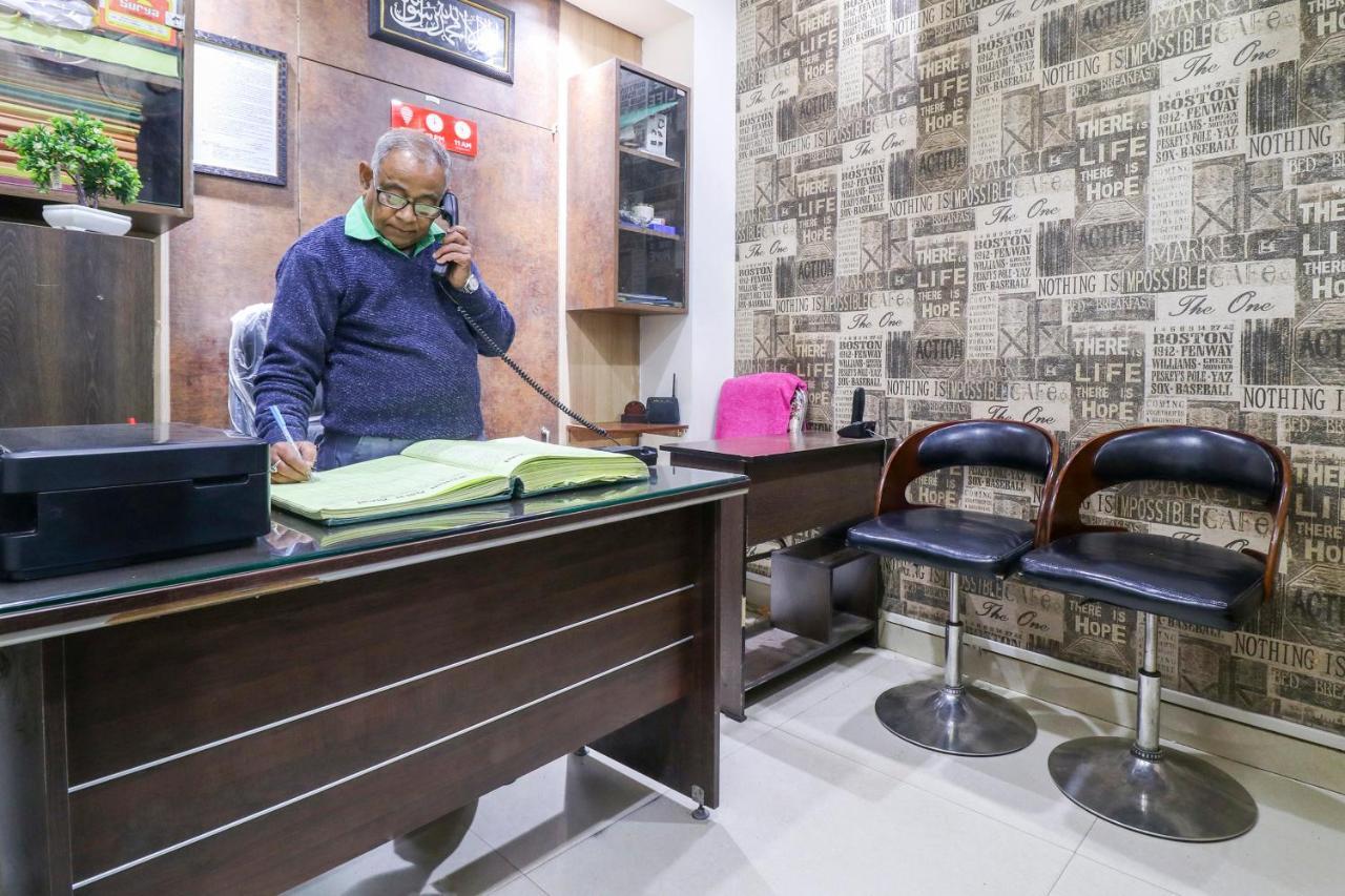 Oyo Flagship 69860 Mastana Palace Otel Varanasi Dış mekan fotoğraf